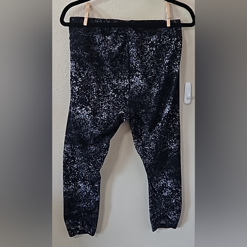 Calvin Klein Women's Performance Quick Dry Stretch Leggings Size 0X - Picture 4 of 10